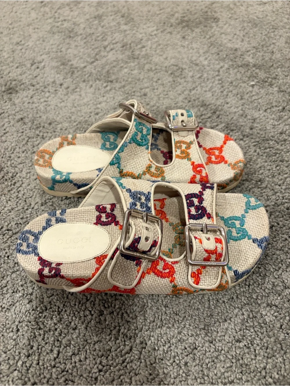 Gucci Kids Cream Canvas Double-Buckle Sandals with Multicolor GG Print